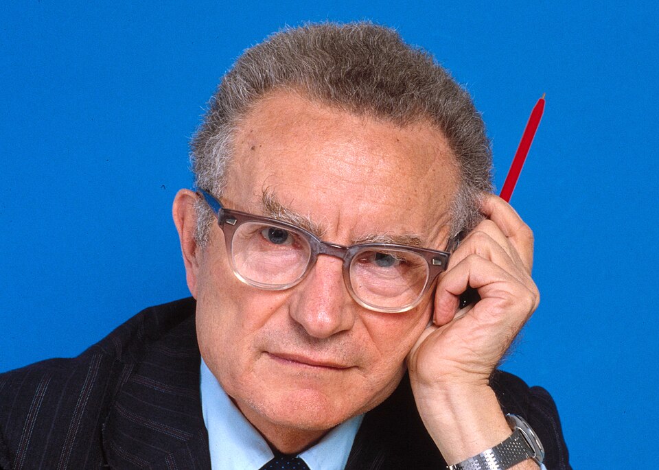 Paul Samuelson, influential American economist and Nobel laureate