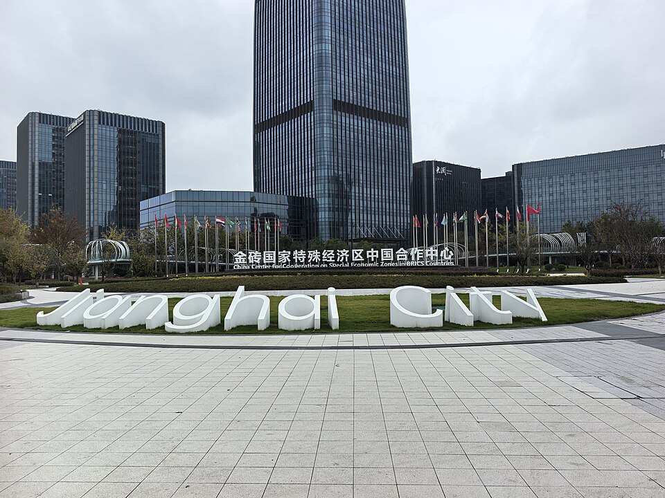 Special Economic Zones in China enabling market reforms and foreign investment